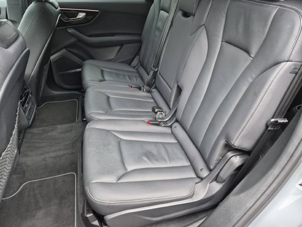 Used 2025 Audi Q7 3.0T Premium Plus AWD/4WD image 20