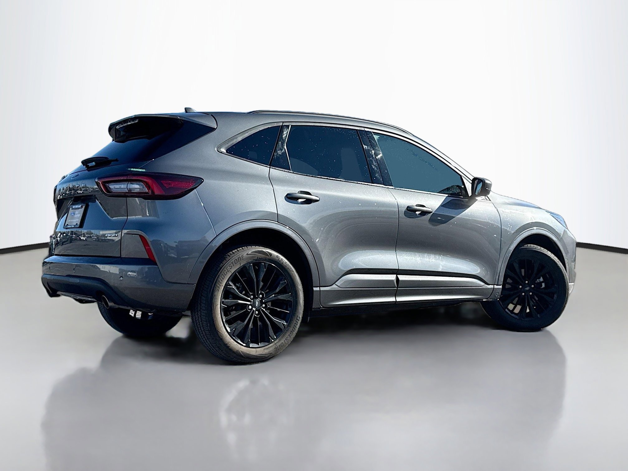 Certified 2023 Ford Escape ST-Line Elite image 3