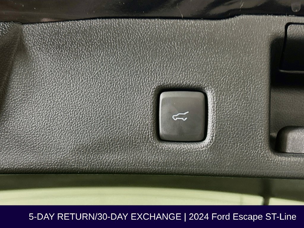 Certified 2024 Ford Escape ST-Line w/ Tech Pack #1 FWD image 37