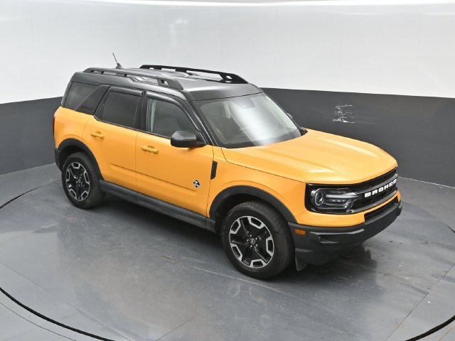 Certified 2022 Ford Bronco Sport Outer Banks w/ Tech Package AWD/4WD image 16