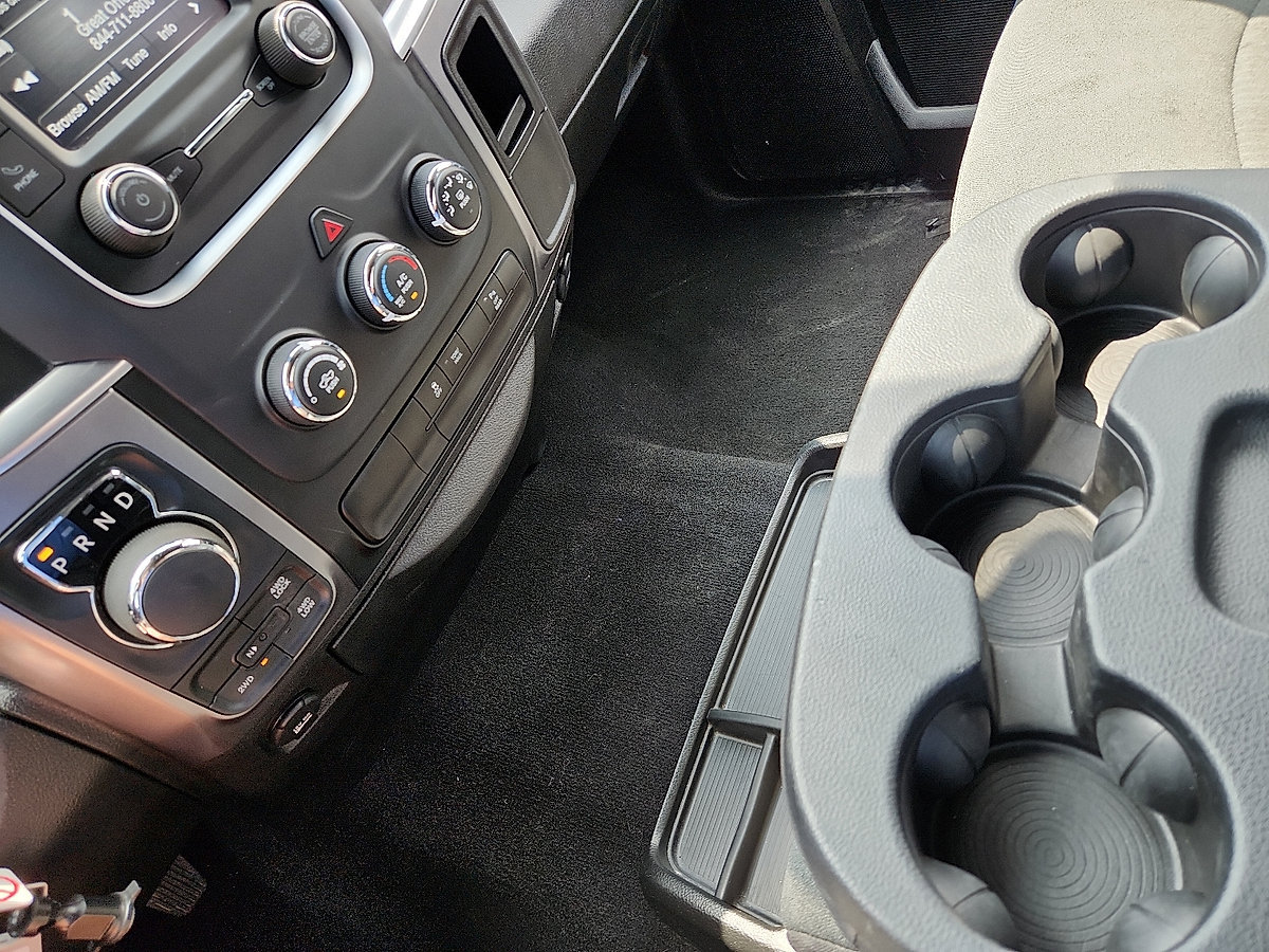 Used 2024 RAM 1500 Warlock AWD/4WD image 12