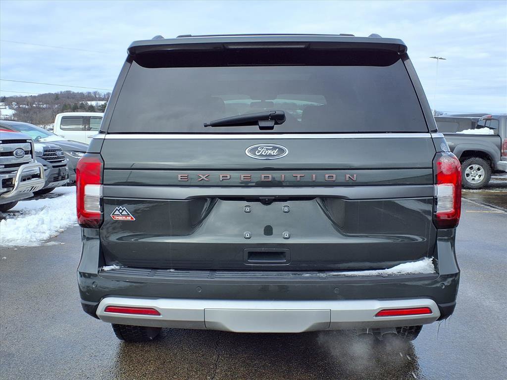 Certified 2023 Ford Expedition Timberline image 3