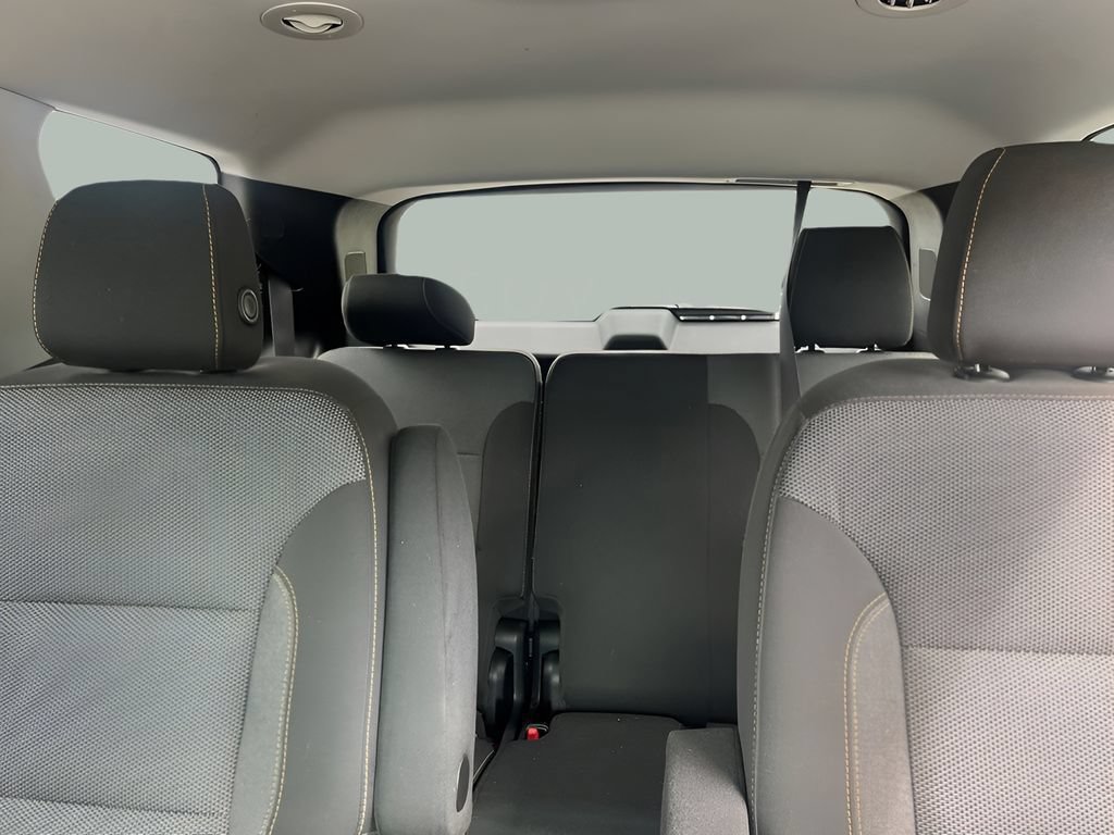 Used 2018 Chevrolet Traverse LT w/ LPO, 'HIT The Road' Package AWD/4WD image 30