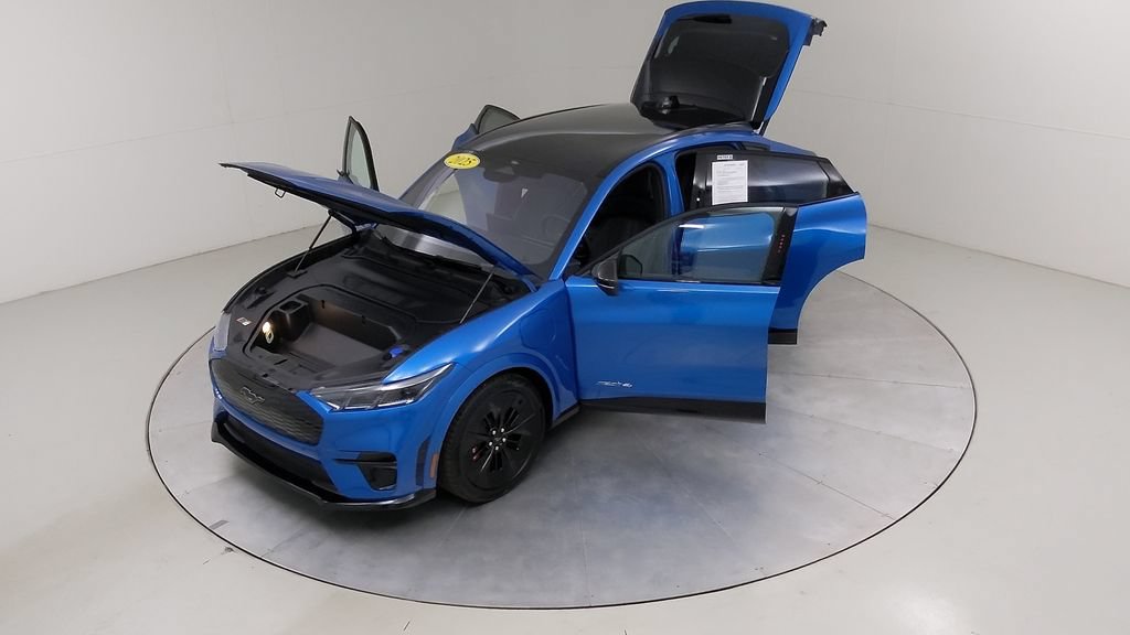 Certified 2025 Ford Mustang Mach-E GT AWD/4WD image 54