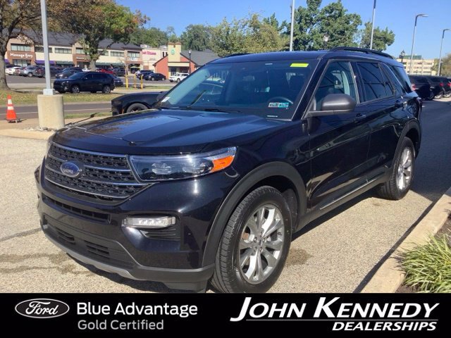 Certified 2023 Ford Explorer XLT w/ Equipment Group 202A AWD/4WD image 6