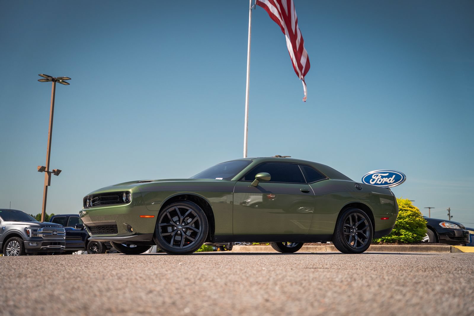 Used 2023 Dodge Challenger SXT w/ Blacktop Package RWD image 8