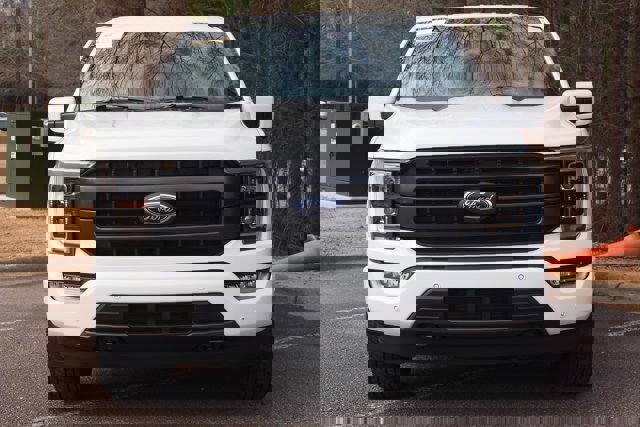 Certified 2022 Ford F150 Lariat w/ Equipment Group 502A High image 8