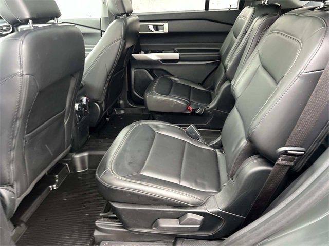 Certified 2022 Ford Explorer XLT w/ Equipment Group 202A image 14