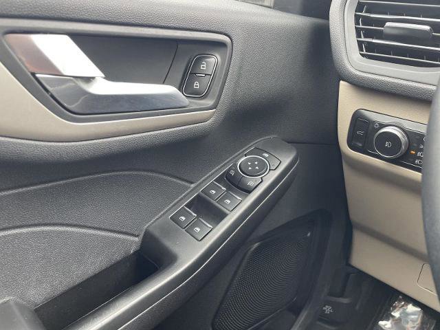 Certified 2022 Ford Escape SEL AWD/4WD image 29