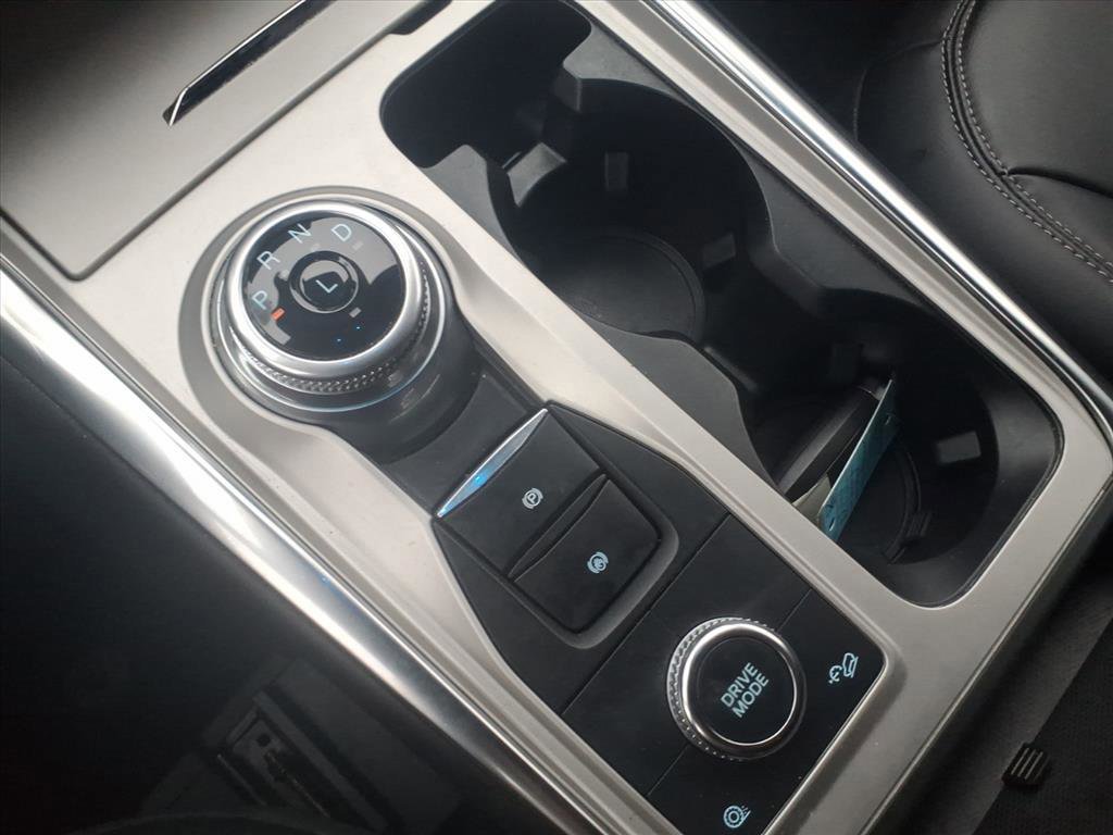 Certified 2022 Ford Explorer XLT w/ Equipment Group 202A image 20