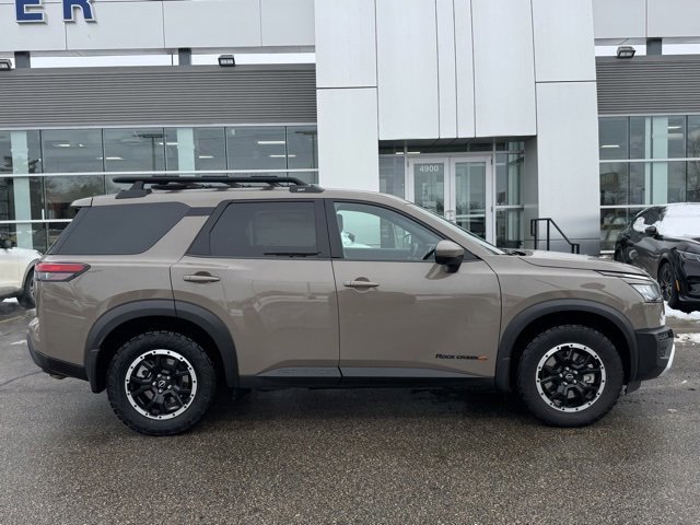 Used 2024 Nissan Pathfinder Rock Creek image 4