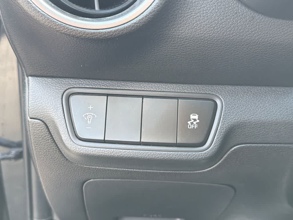 Used 2023 Kia Forte LXS FWD image 31