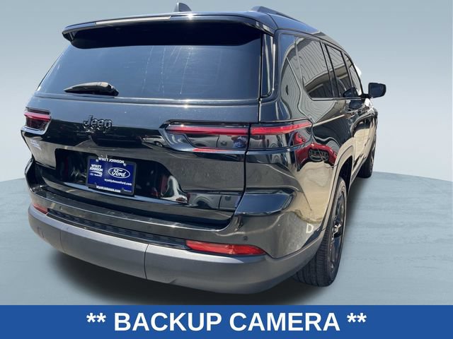 Used 2023 Jeep Grand Cherokee L Laredo AWD/4WD image 3