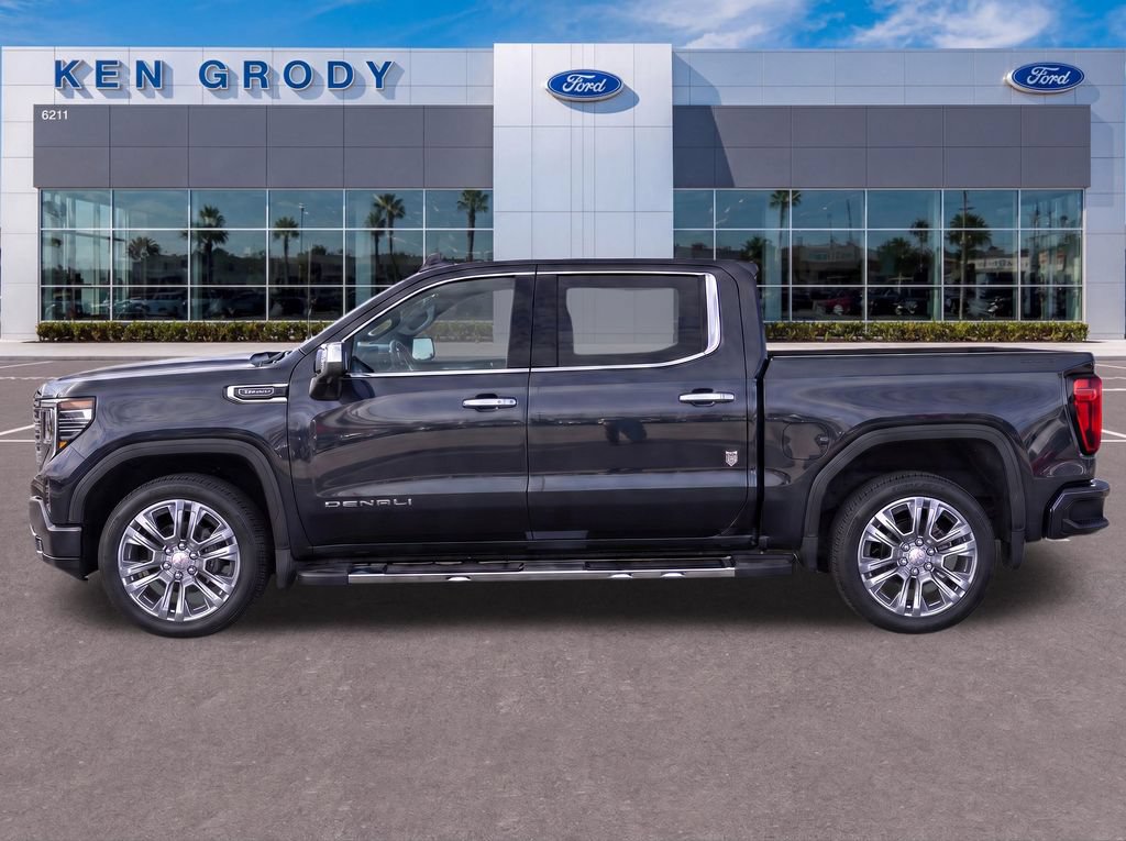 Used 2022 GMC Sierra 1500 Denali RWD image 8