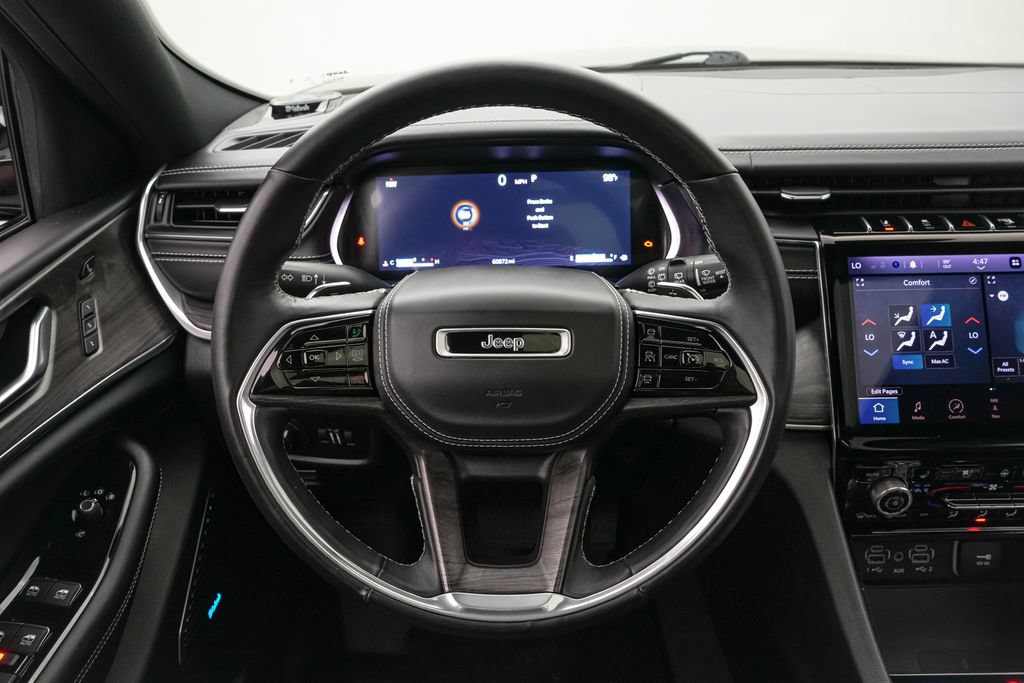 Used 2021 Jeep Grand Cherokee L Overland w/ Luxury Tech Group IV AWD/4WD image 13