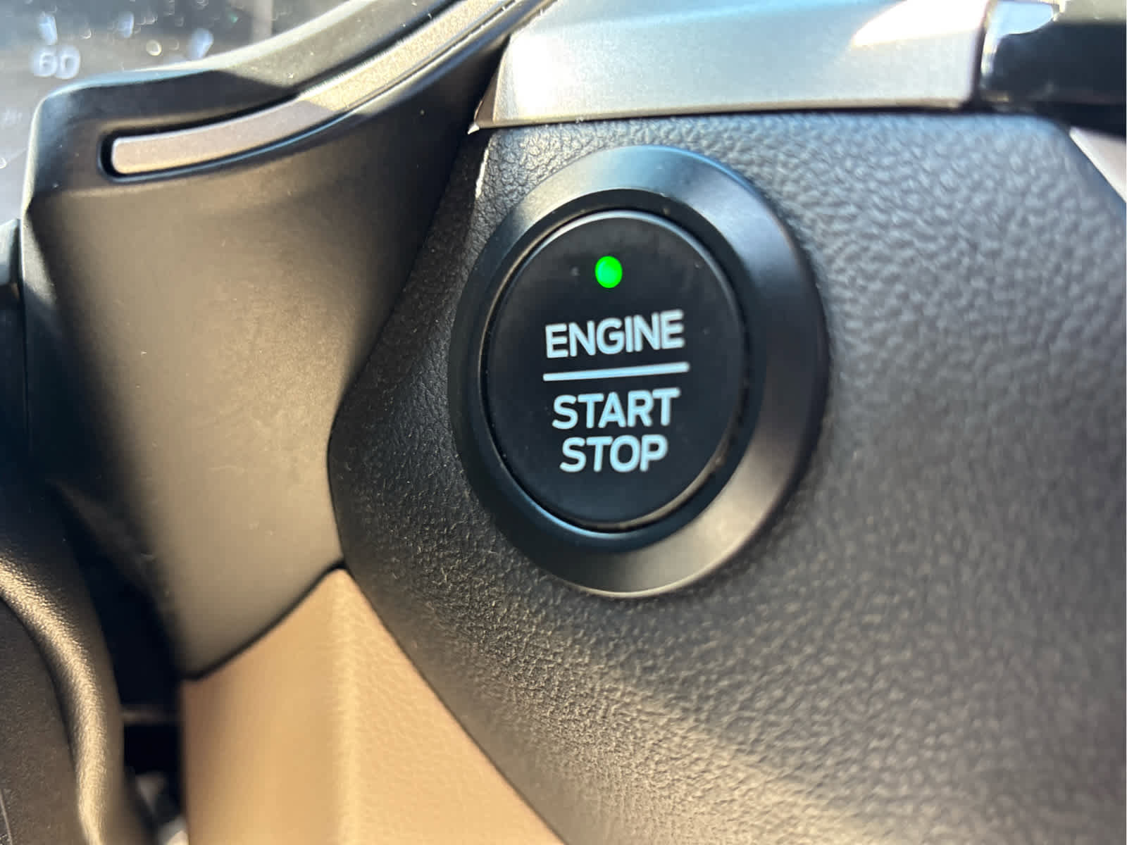 Certified 2020 Ford Escape SEL image 21