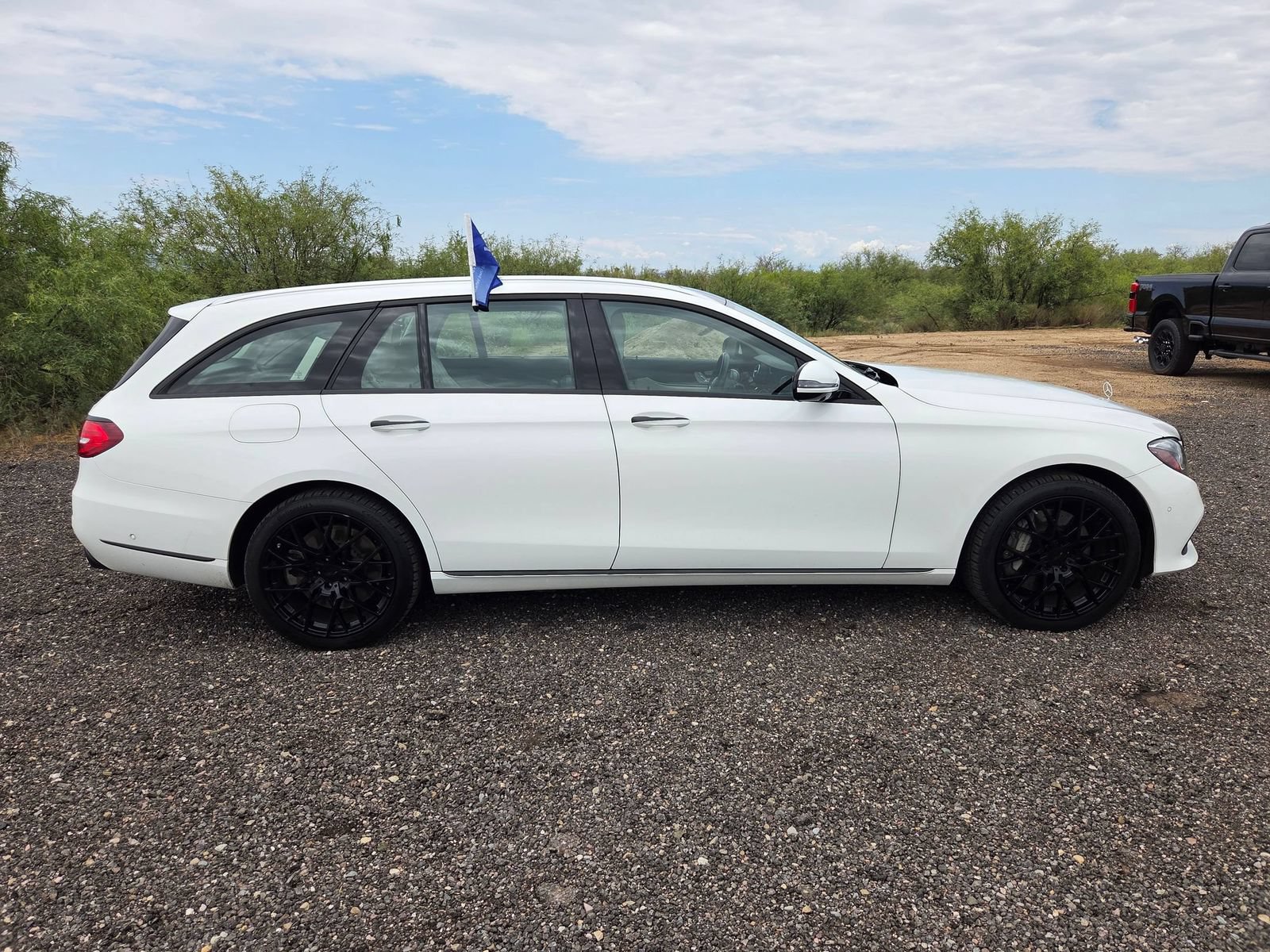 Used 2020 Mercedes-Benz E 450 4MATIC Wagon image 4