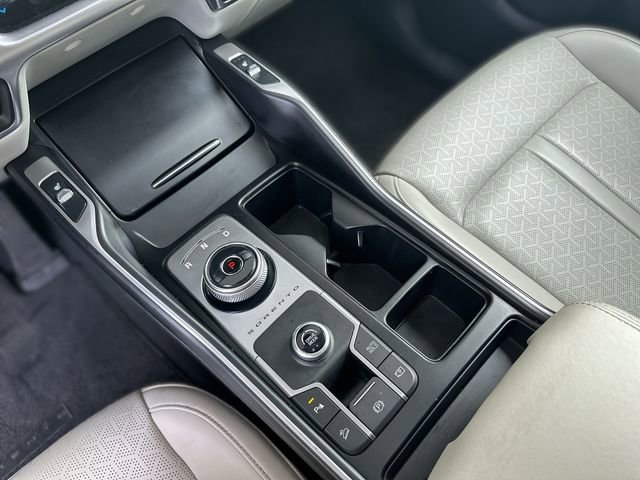 Used 2022 Kia Sorento EX w/ Panoramic Sunroof Package FWD image 22