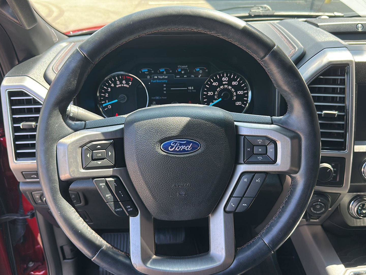 Certified 2020 Ford F150 Platinum w/ Equipment Group 701A Luxury AWD/4WD image 17
