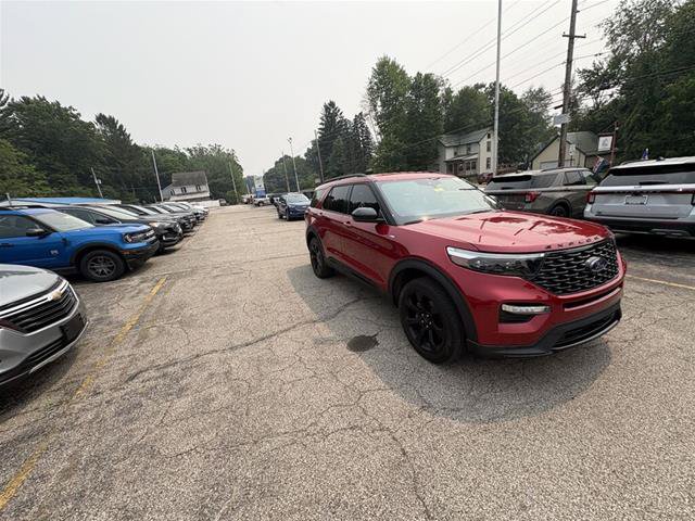 Certified 2023 Ford Explorer ST-Line AWD/4WD image 16