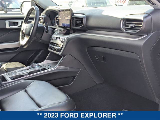 Certified 2023 Ford Explorer XLT w/ Equipment Group 202A RWD image 23