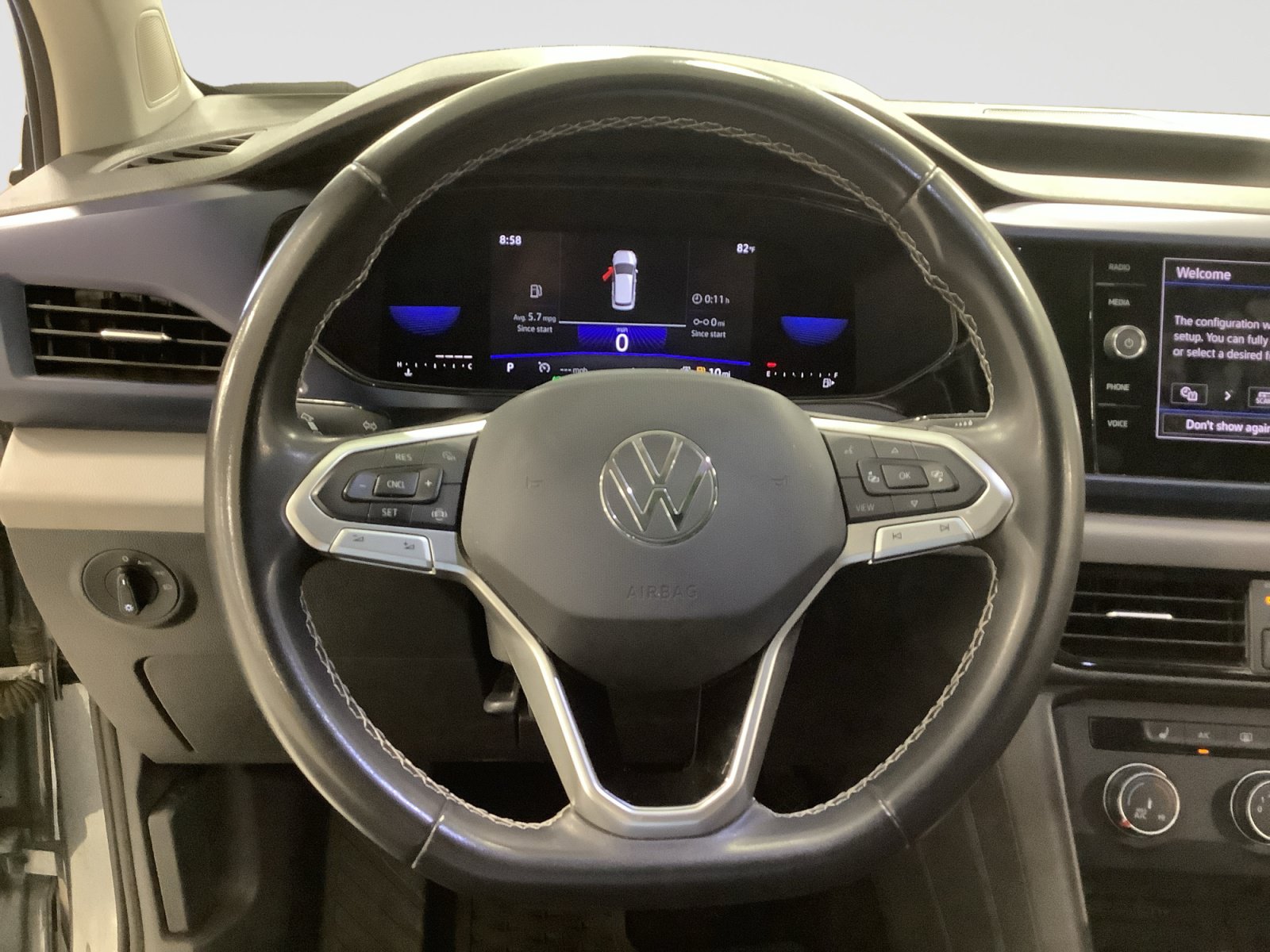 Used 2022 Volkswagen Taos SE FWD image 20