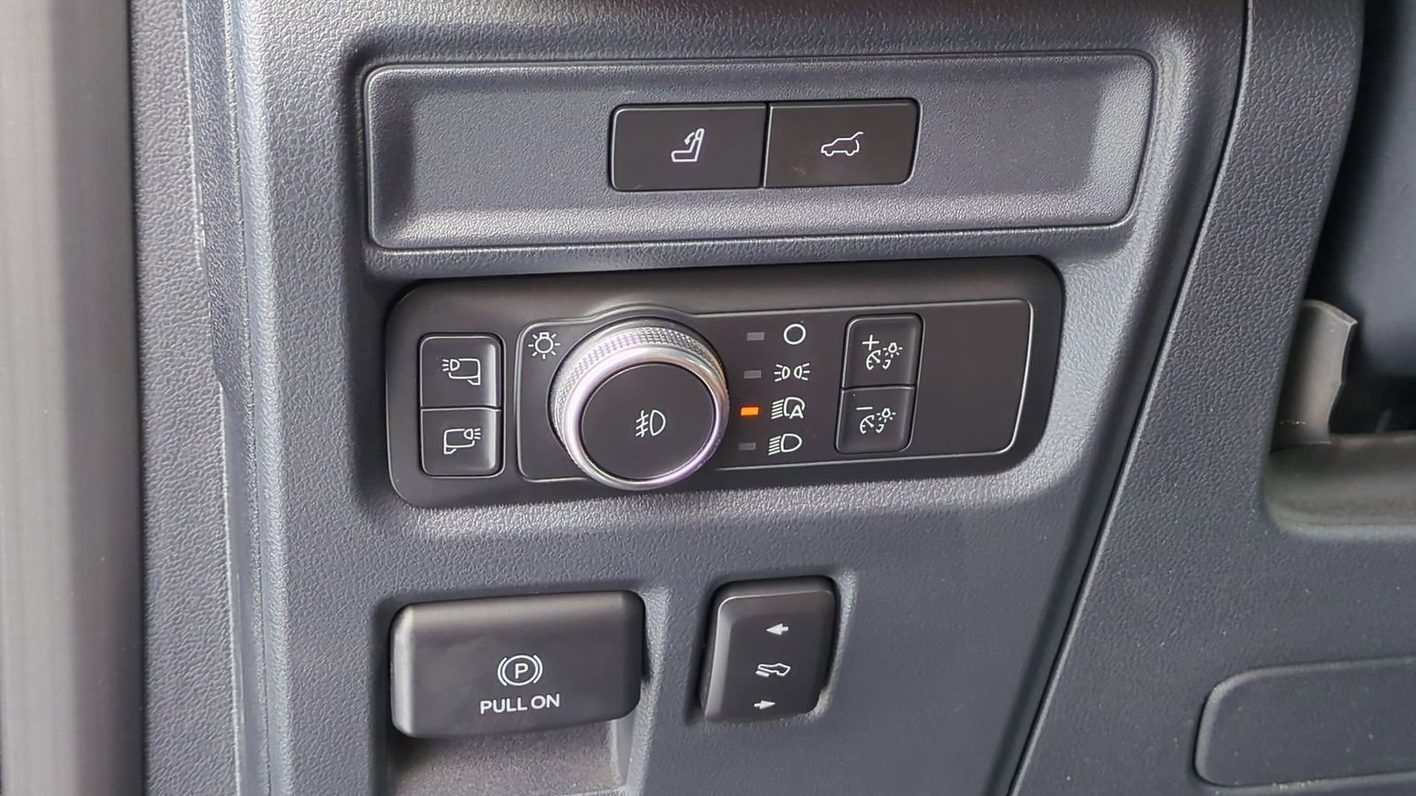 Certified 2022 Ford Expedition Max Platinum image 17