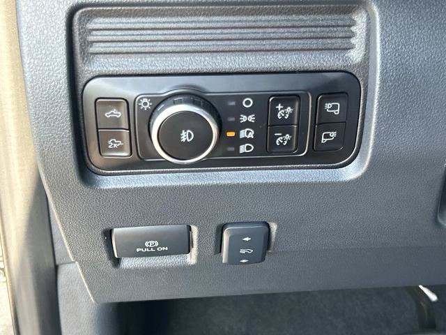 Certified 2025 Ford F350 Lariat w/ Lariat Ultimate Package AWD/4WD image 31