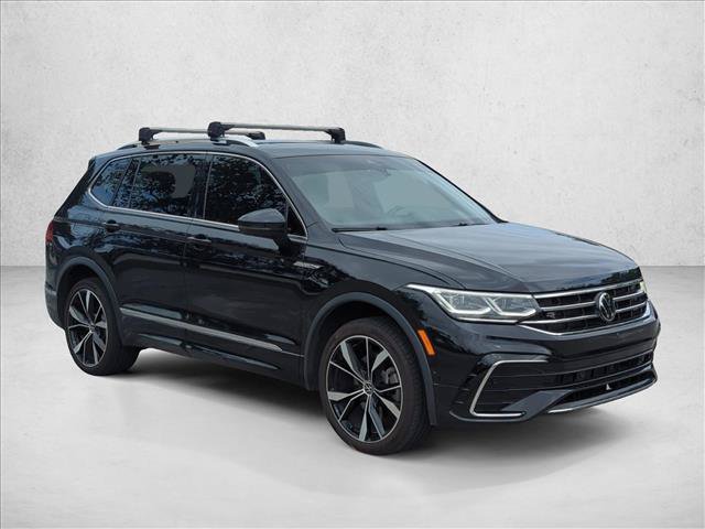 Used 2024 Volkswagen Tiguan SEL R-Line AWD/4WD image 2