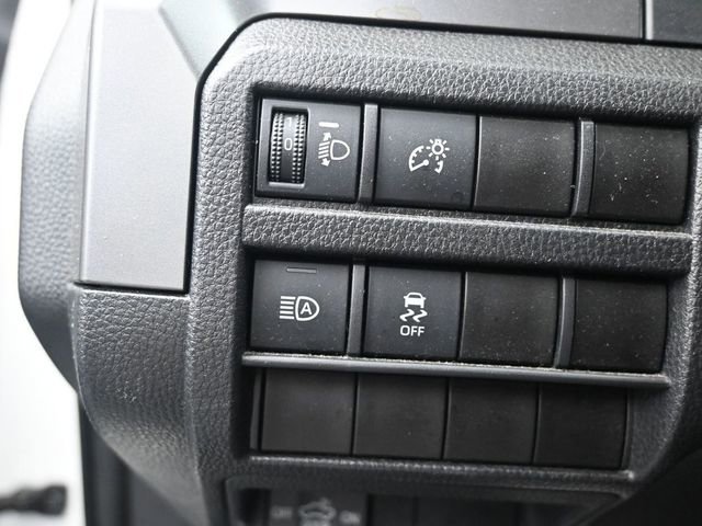 Used 2024 Toyota Tacoma TRD Off-Road AWD/4WD image 8