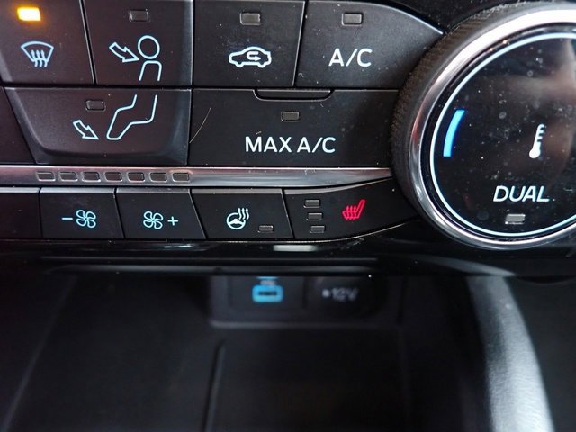 Certified 2022 Ford Escape SEL image 26