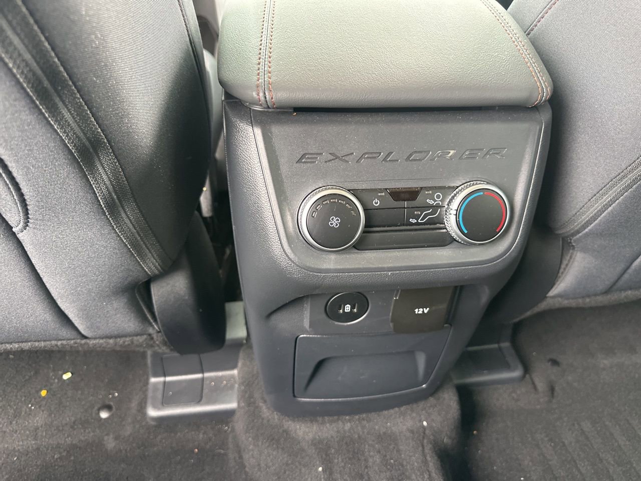 Certified 2025 Ford Explorer Active RWD image 11