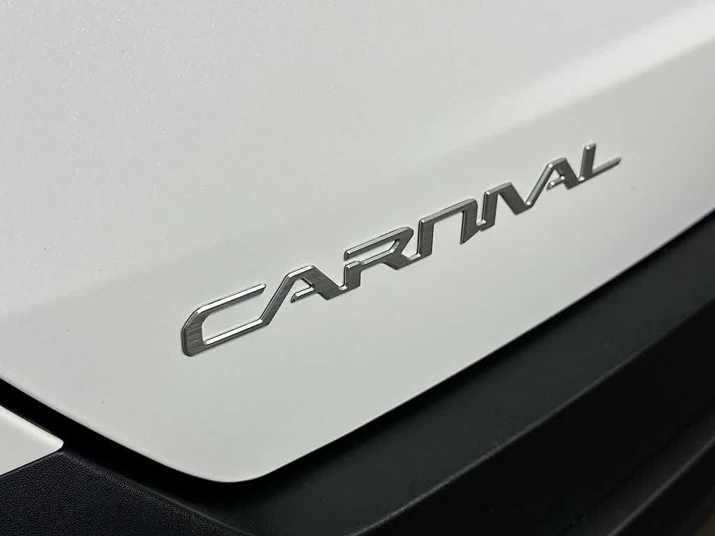 Used 2025 Kia Carnival SX Prestige FWD image 7