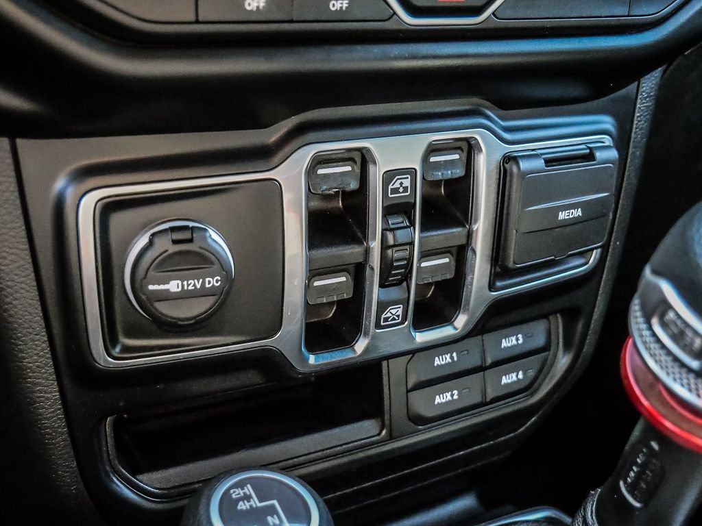 Used 2022 Jeep Wrangler Unlimited Sport AWD/4WD image 32