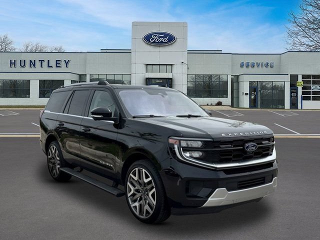 Certified 2025 Ford Expedition Platinum w/ Platinum Ultimate Package AWD/4WD image 3