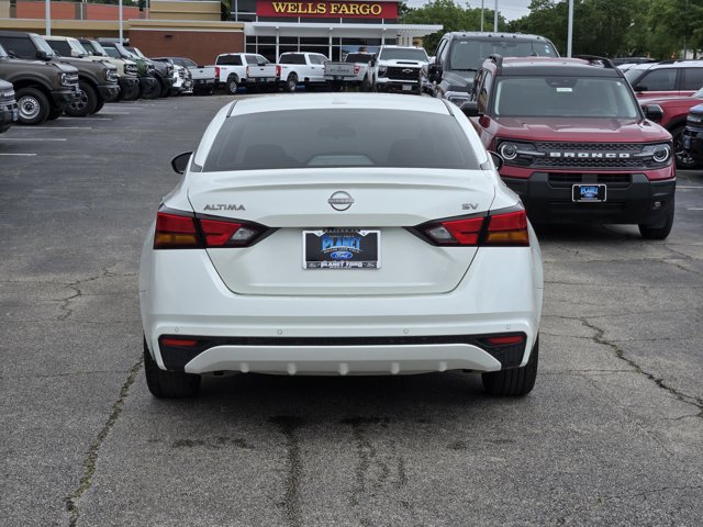 Used 2023 Nissan Altima 2.5 SV FWD image 6
