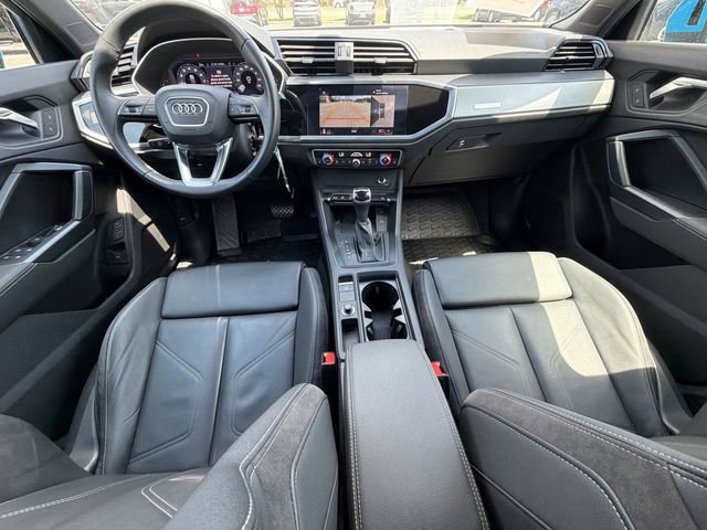 Used 2022 Audi Q3 2.0T Premium Plus AWD/4WD image 22