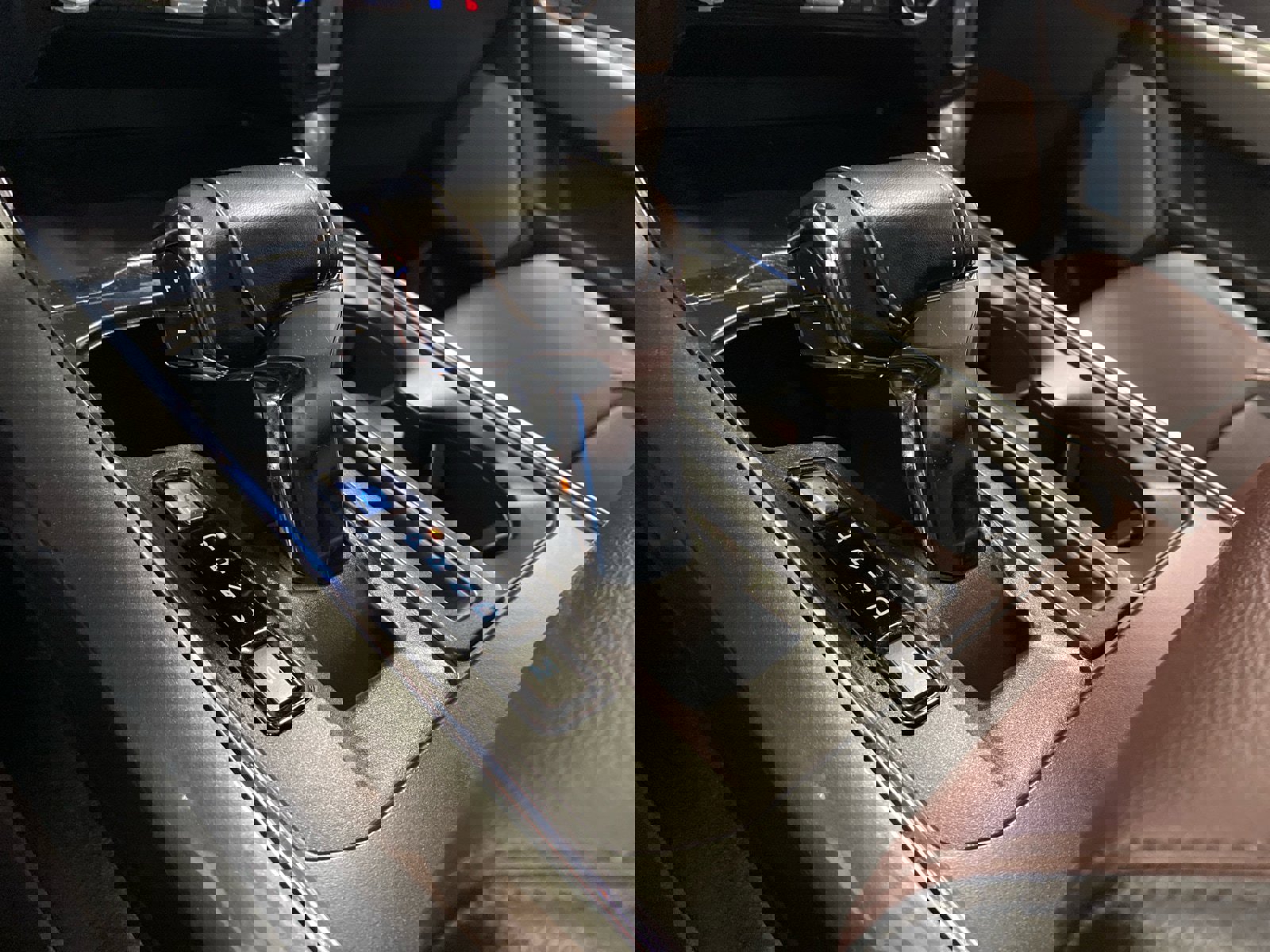 Certified 2022 Ford F150 Lariat w/ Equipment Group 502A High image 25