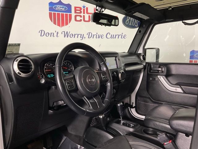 Used 2018 Jeep Wrangler Unlimited Sahara w/ Connectivity Group image 13