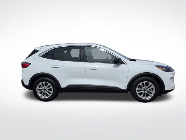 Certified 2022 Ford Escape SE FWD image 2