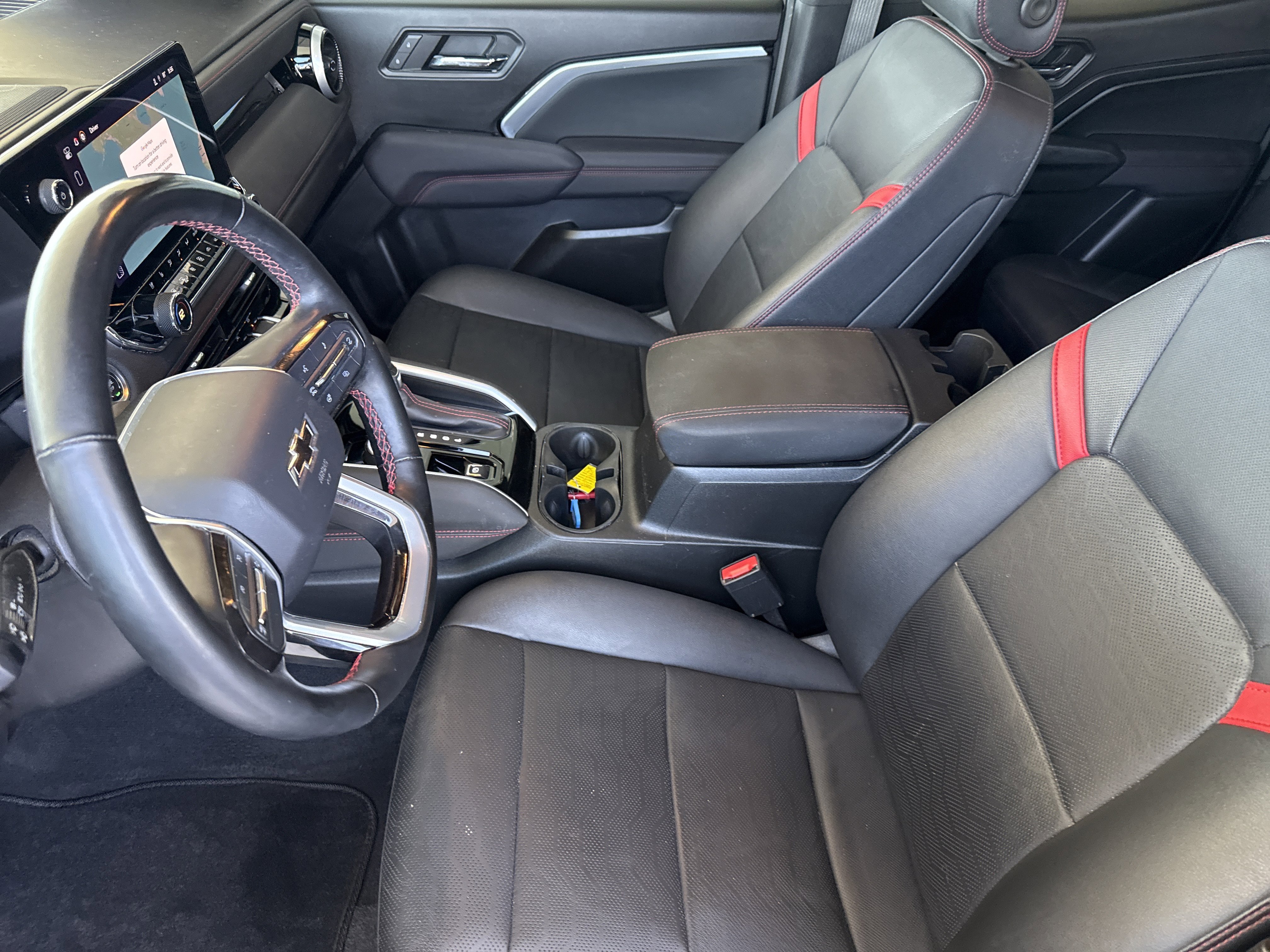 Used 2024 Chevrolet Colorado Z71 w/ Z71 Convenience Package 2 AWD/4WD image 23