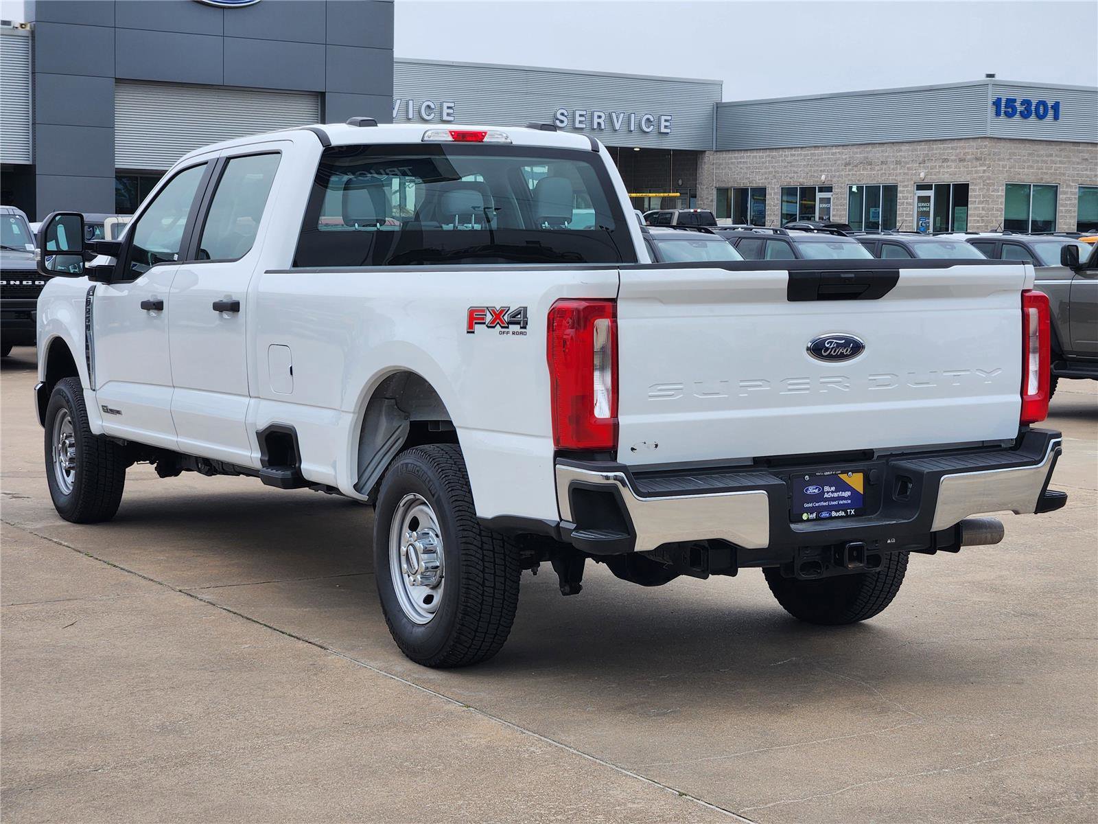 Certified 2025 Ford F250 XL w/ FX4 Off-Road Package AWD/4WD image 9