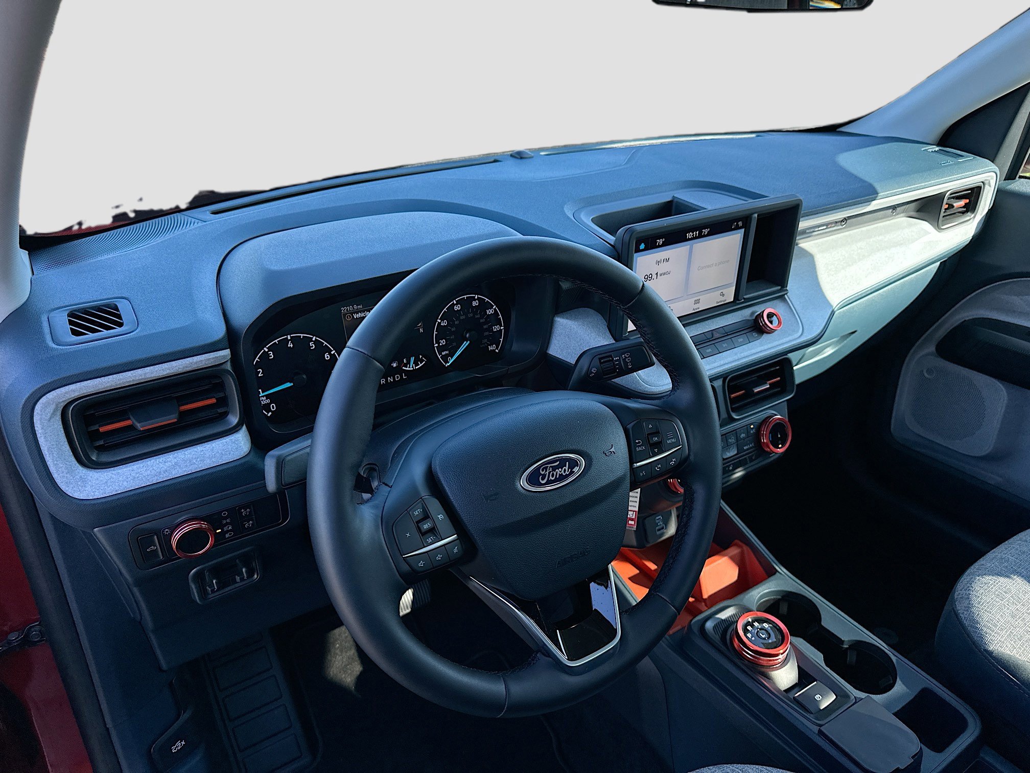 Certified 2024 Ford Maverick XLT w/ XLT Luxury Package image 9