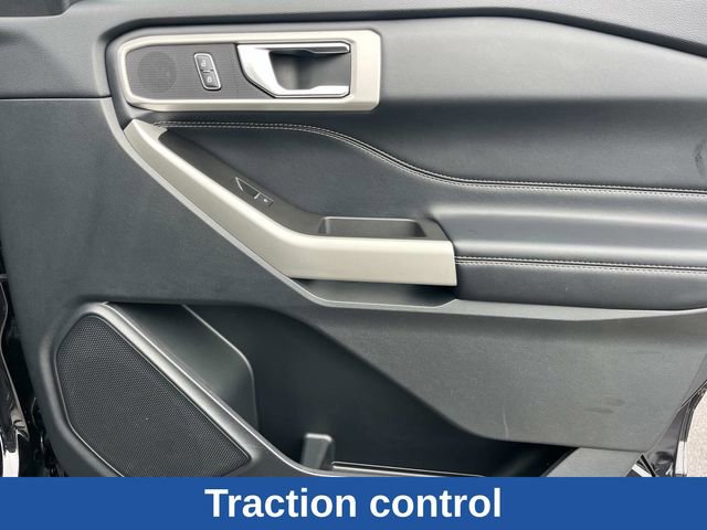 Certified 2022 Ford Explorer XLT w/ Equipment Group 202A AWD/4WD image 26