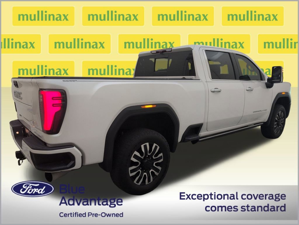 Used 2024 GMC Sierra 2500 Denali Ultimate w/ Max Trailering Package AWD/4WD image 3