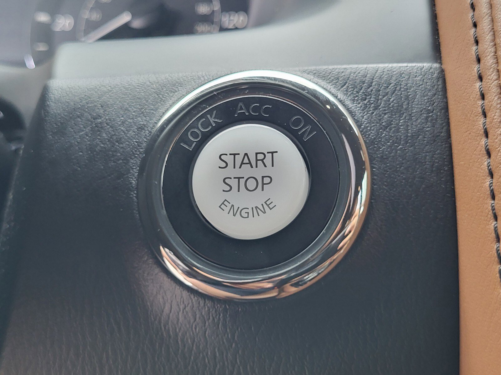 Used 2021 INFINITI QX80 Sensory w/ Cargo Package image 25