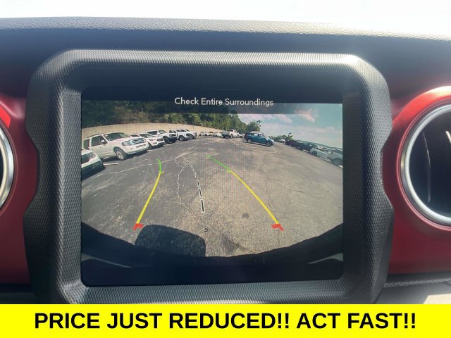 Used 2023 Jeep Wrangler Unlimited Rubicon w/ LED Lighting Group AWD/4WD image 29