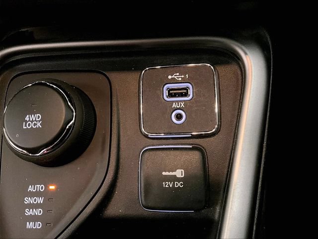 Used 2021 Jeep Compass Latitude w/ Convenience Group AWD/4WD image 31