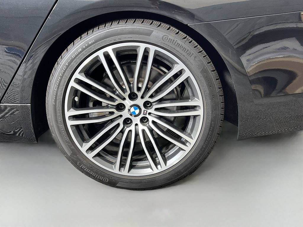 Used 2017 BMW 540i xDrive AWD/4WD image 36