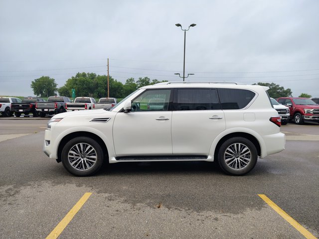 Used 2024 Nissan Armada SL w/ Captain's Chairs Package AWD/4WD image 5
